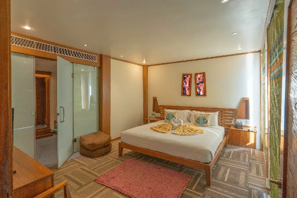 Family Suite Cave