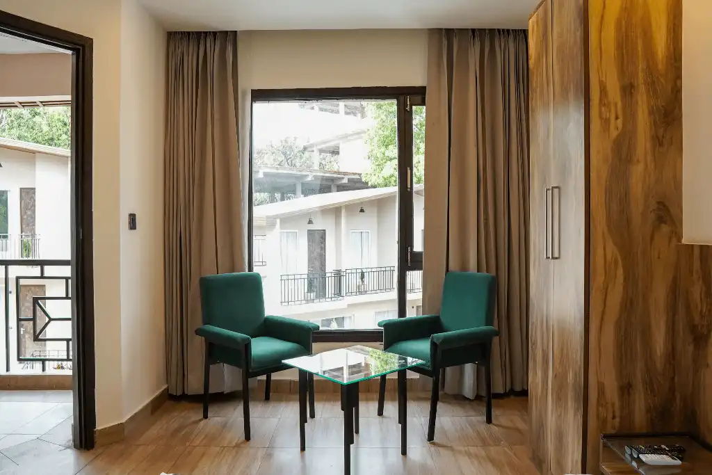 Aura Room