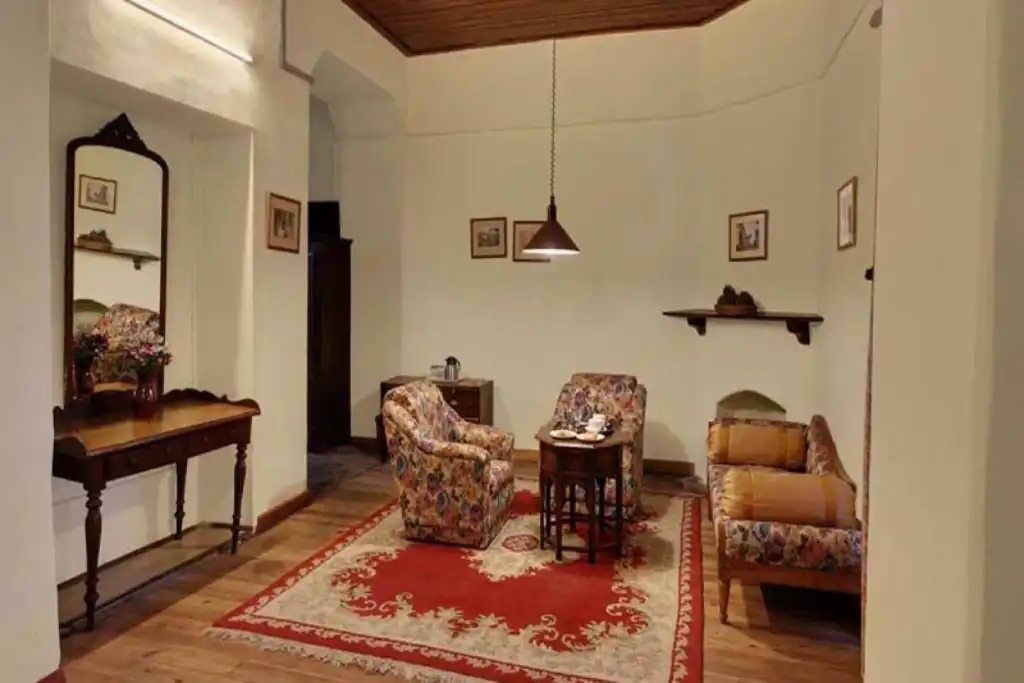 Emperor Suite